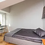 灯塔公寓 * 塔林